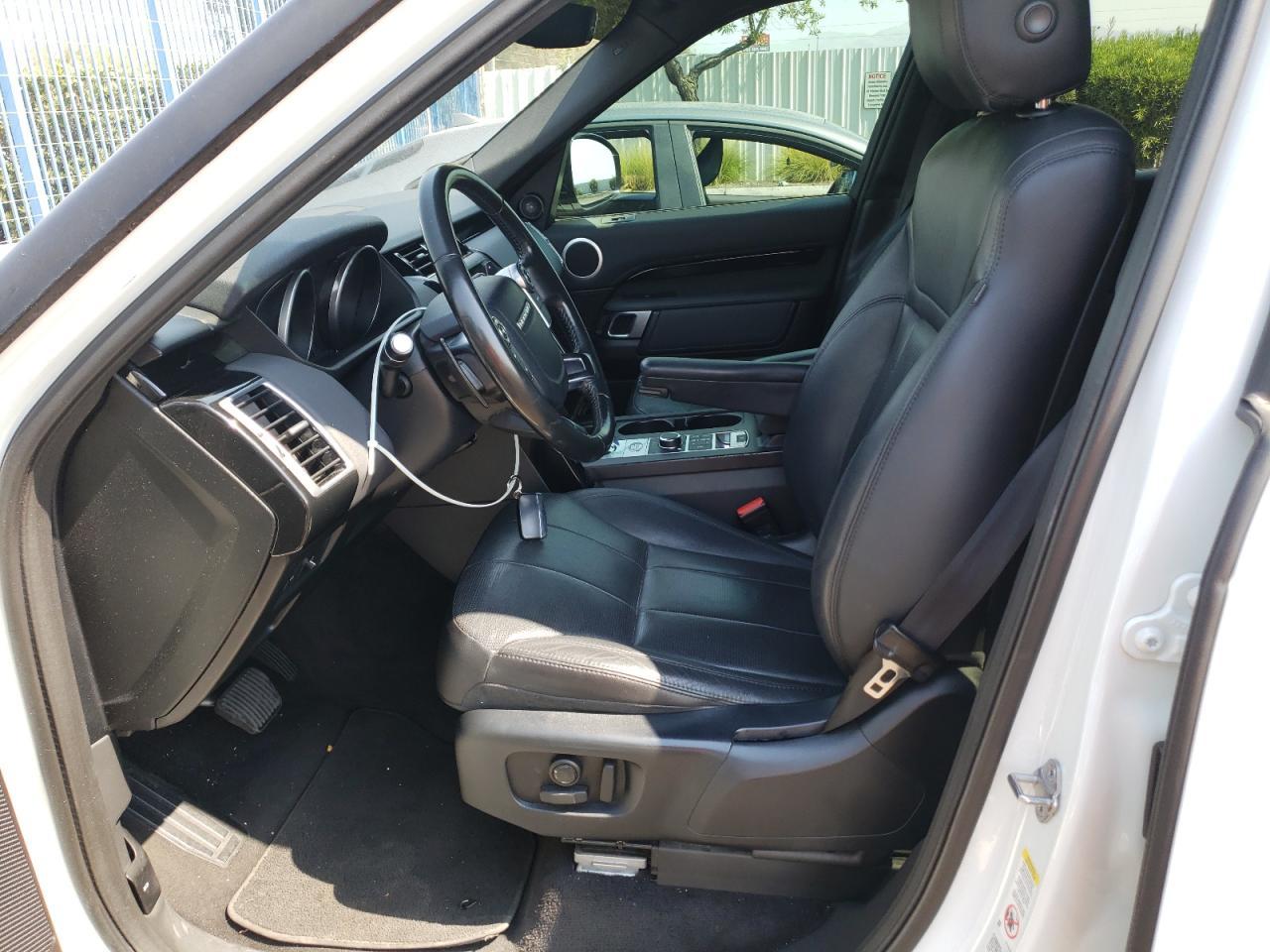2018 LAND ROVER Discovery