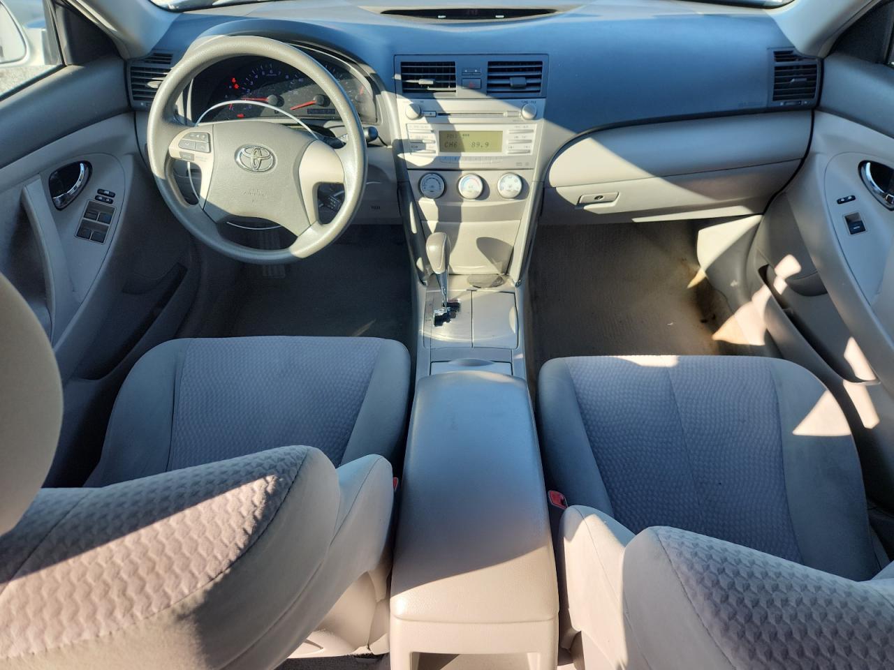 2011 TOYOTA CAMRY