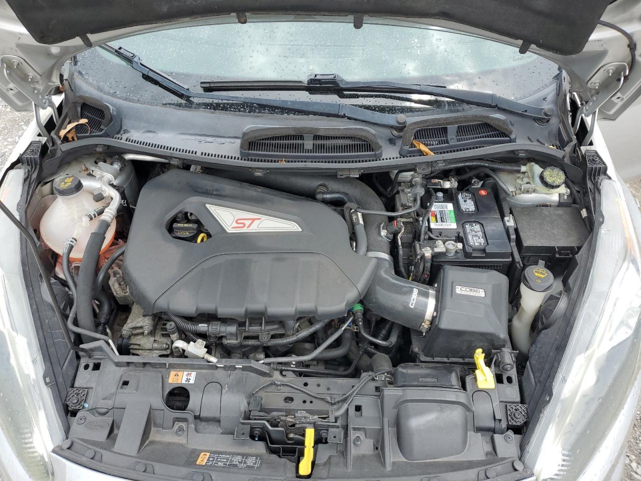 2014 FORD Fiesta