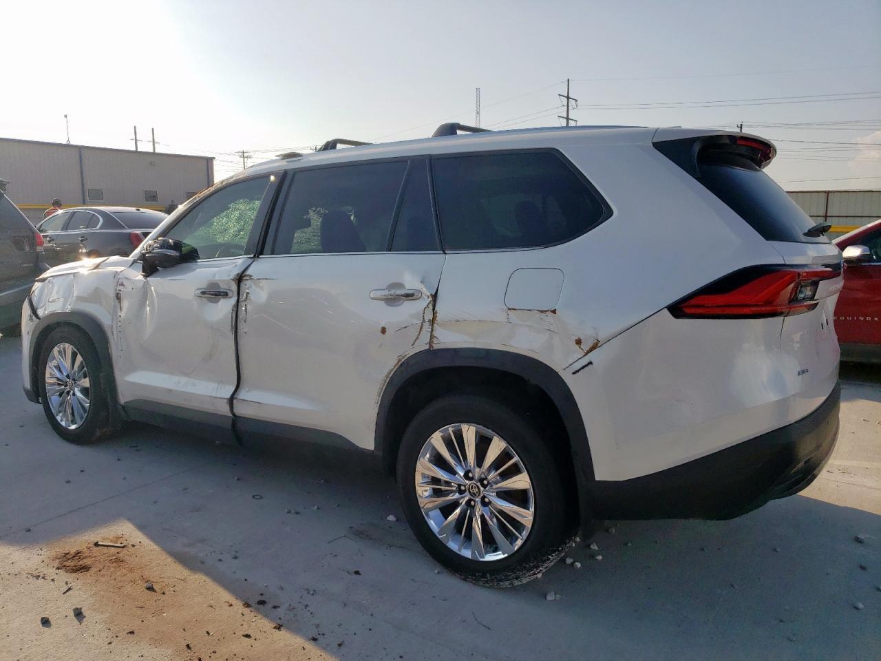 2024 TOYOTA HIGHLANDER