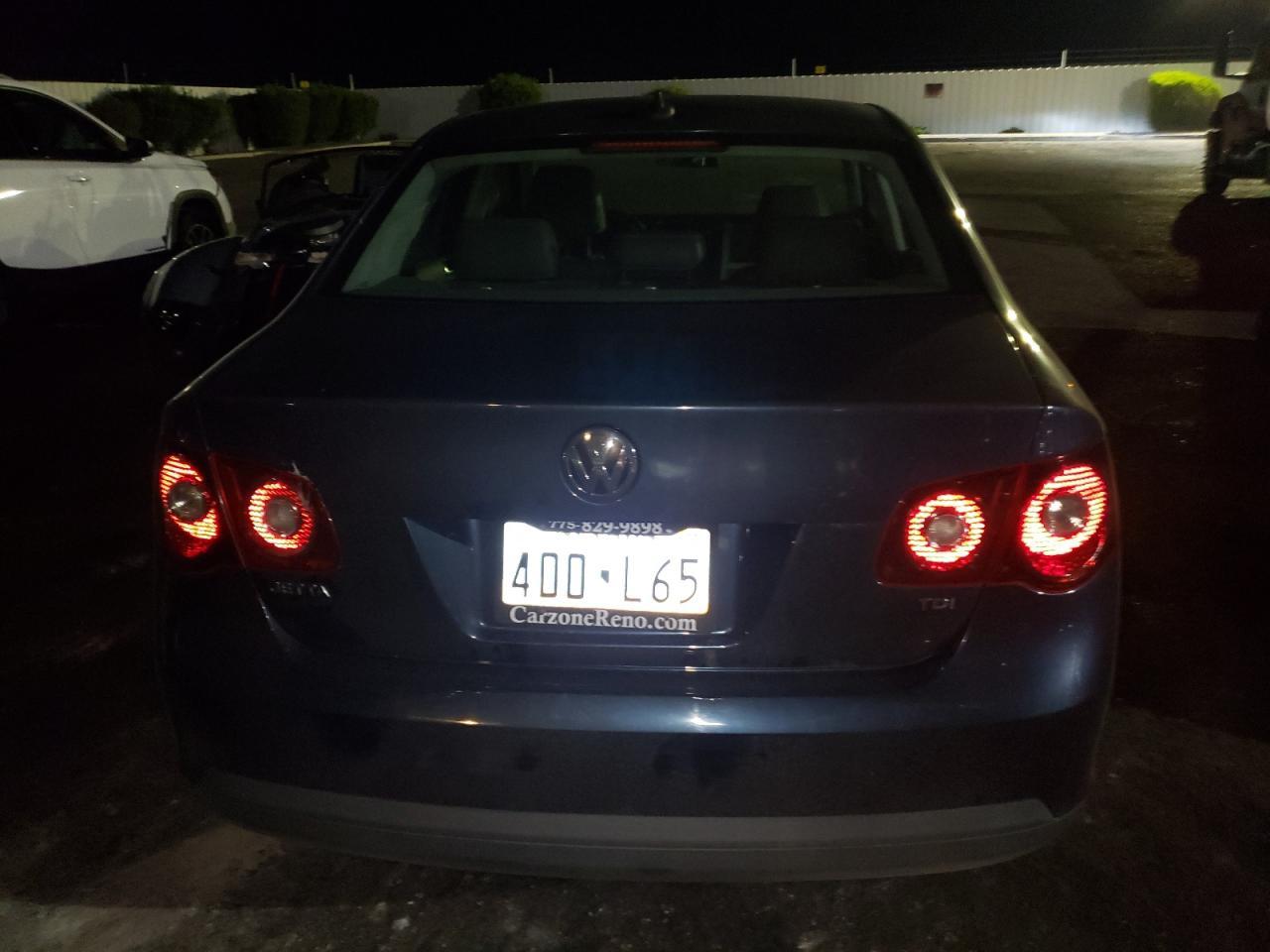 2009 VOLKSWAGEN JETTA