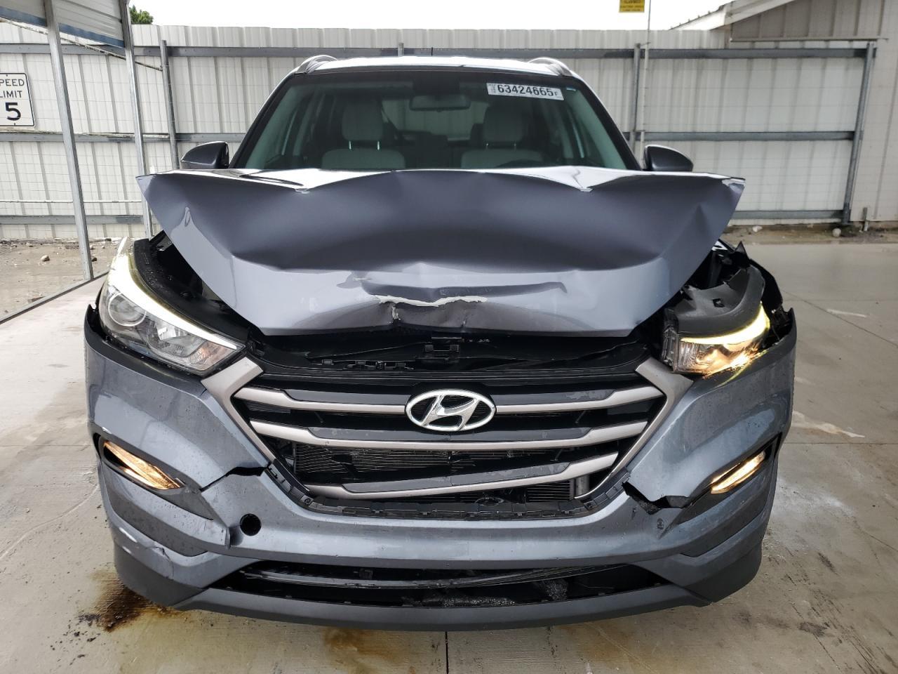 2016 HYUNDAI TUCSON