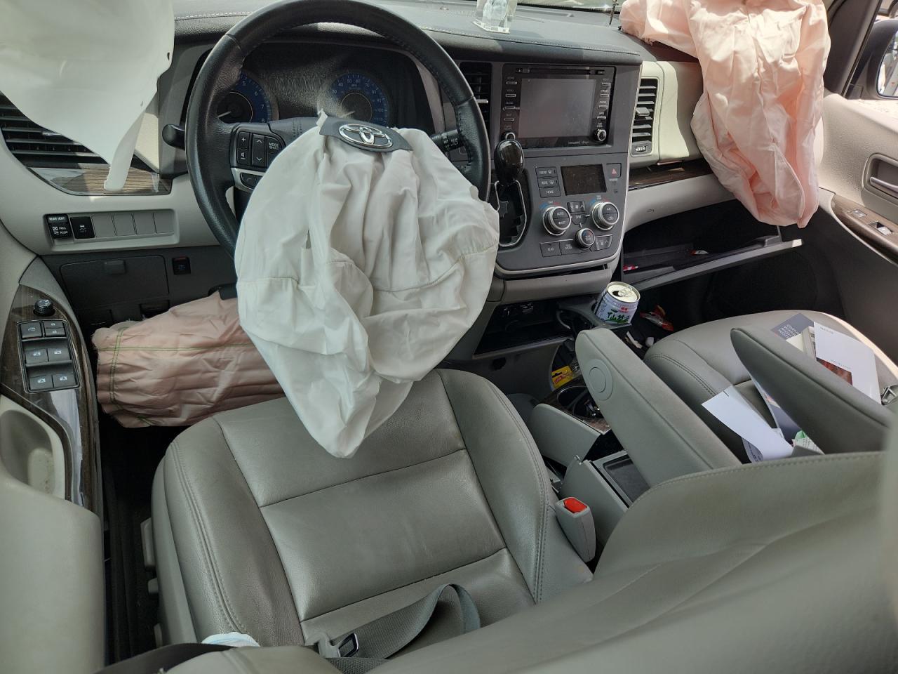 2020 TOYOTA SIENNA