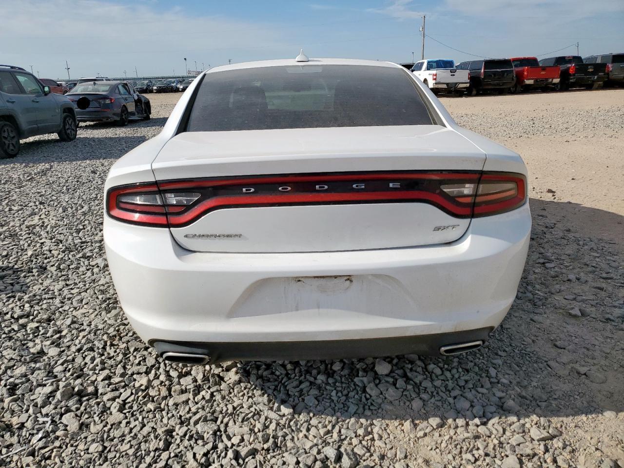 2016 DODGE CHARGER