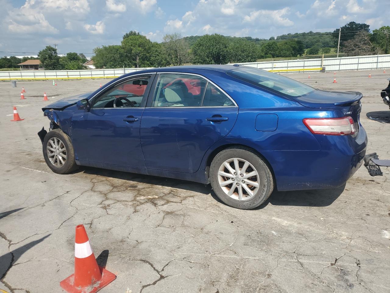 2010 TOYOTA CAMRY