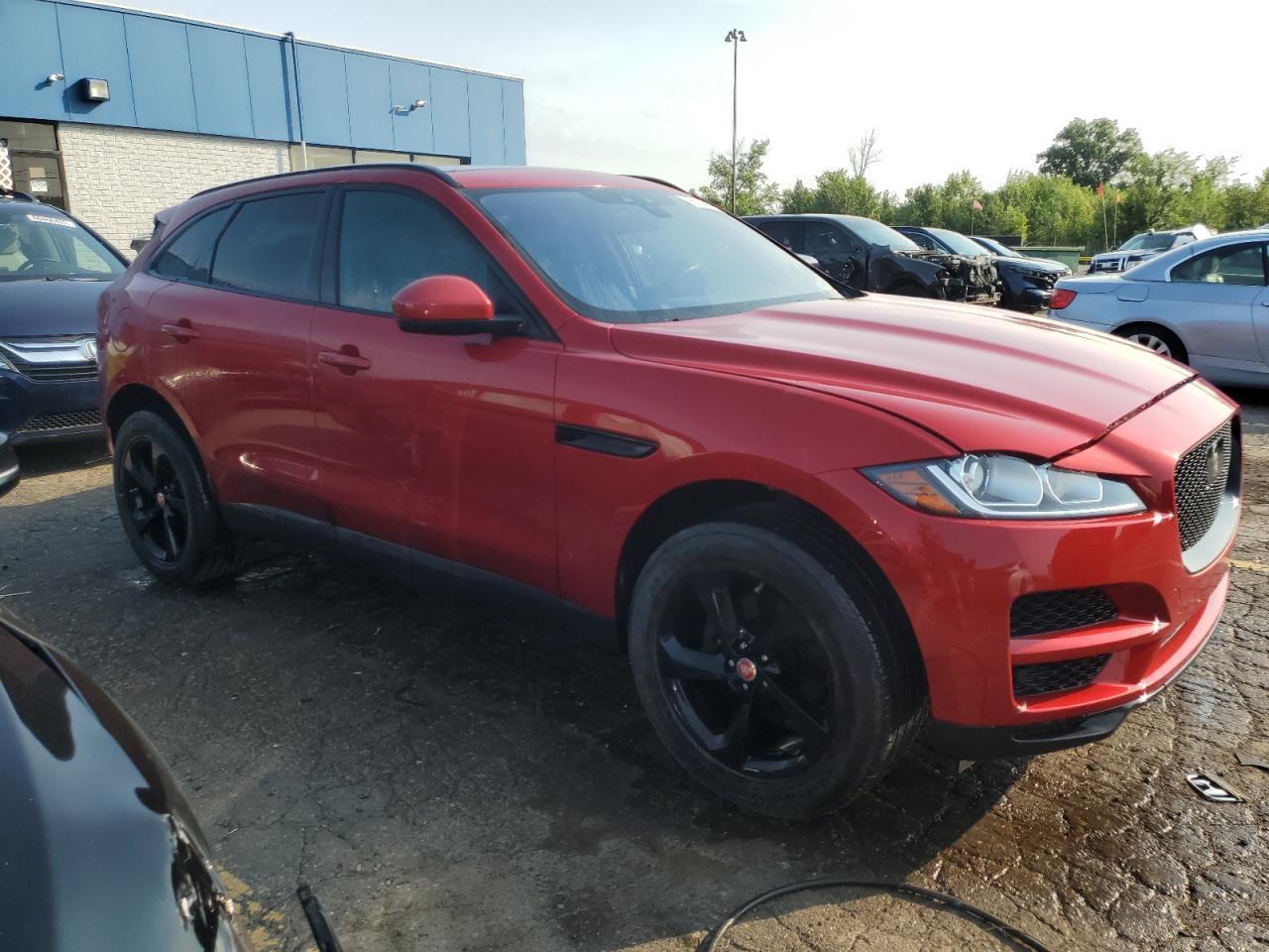2019 JAGUAR F-Pace