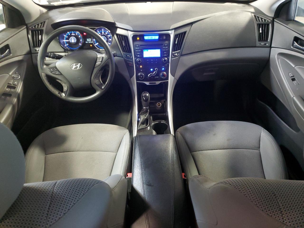 2013 HYUNDAI SONATA