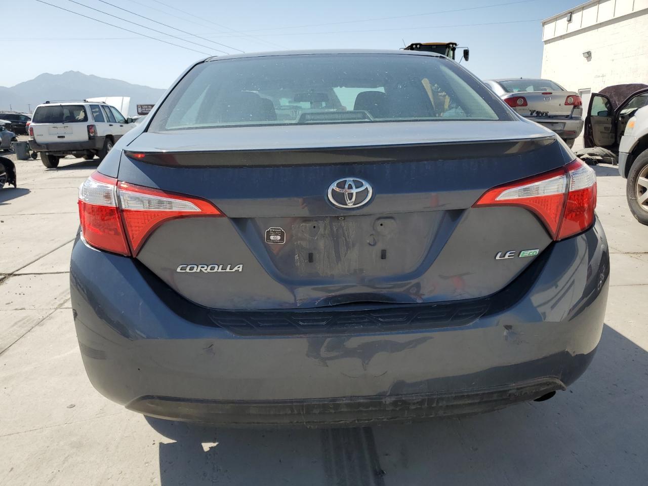 2015 TOYOTA COROLLA