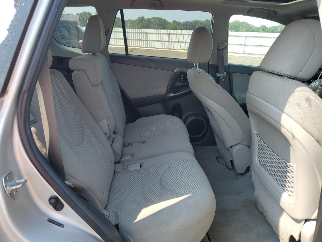 2011 TOYOTA RAV4