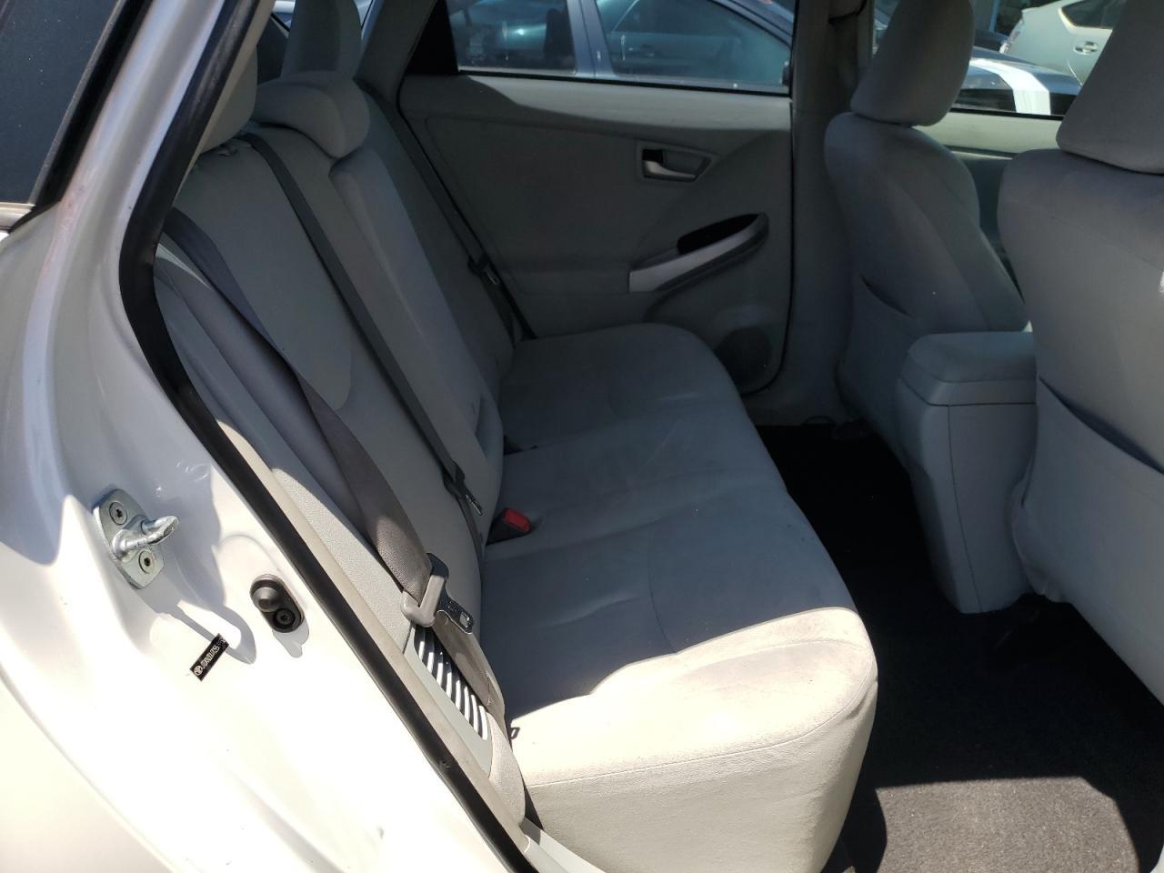 2012 TOYOTA PRIUS