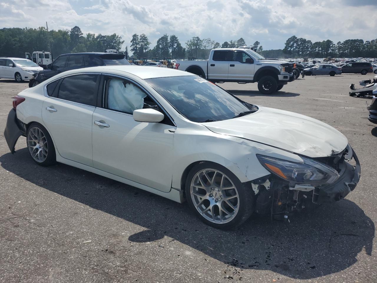 2017 NISSAN ALTIMA