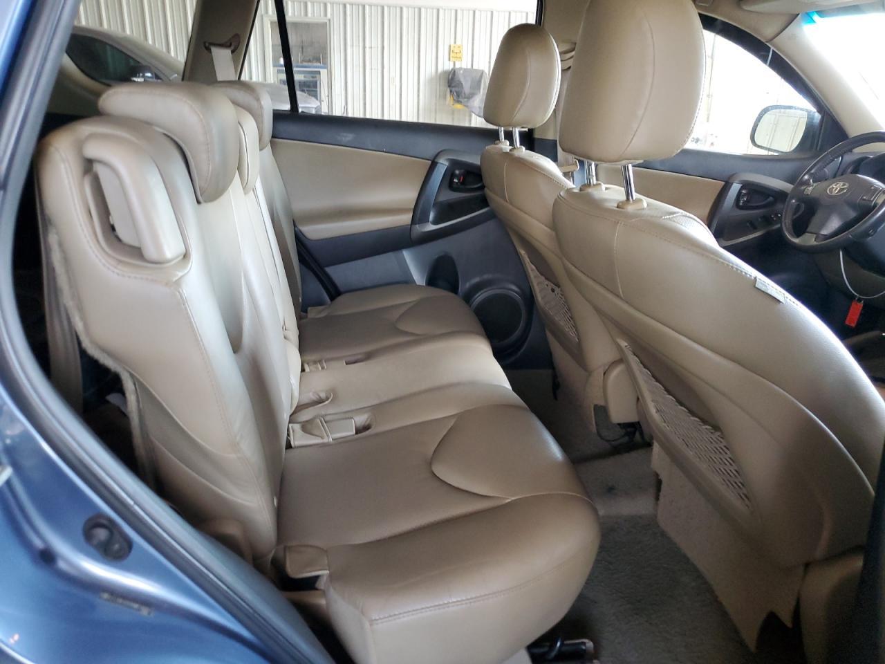 2010 TOYOTA RAV4