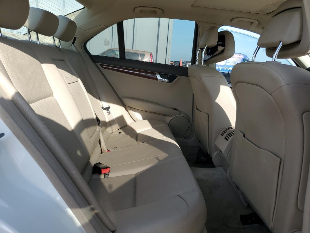2011 MERCEDES-BENZ C-CLASS