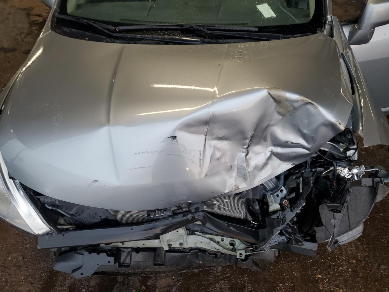 2011 NISSAN VERSA