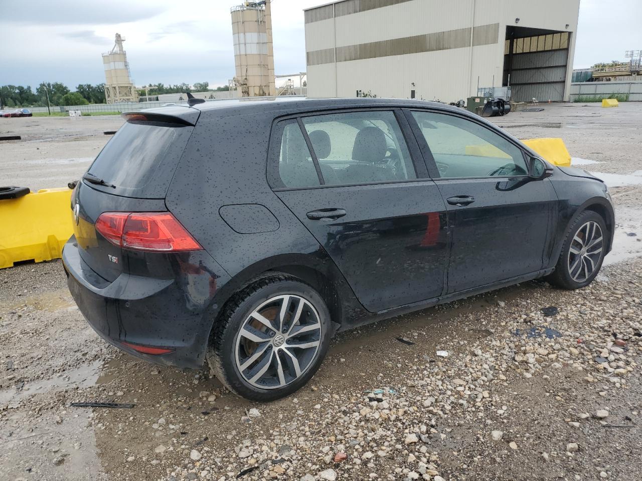 2016 VOLKSWAGEN GOLF