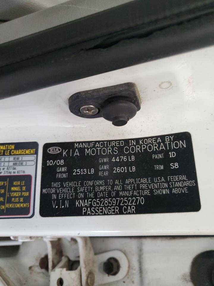 2009 KIA RONDO