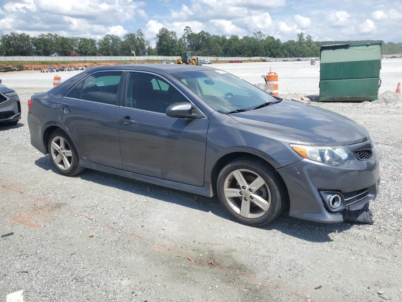 2013 TOYOTA CAMRY