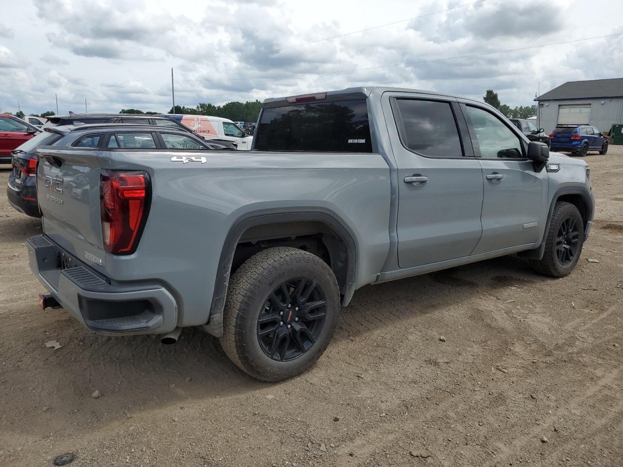 2024 GMC Sierra