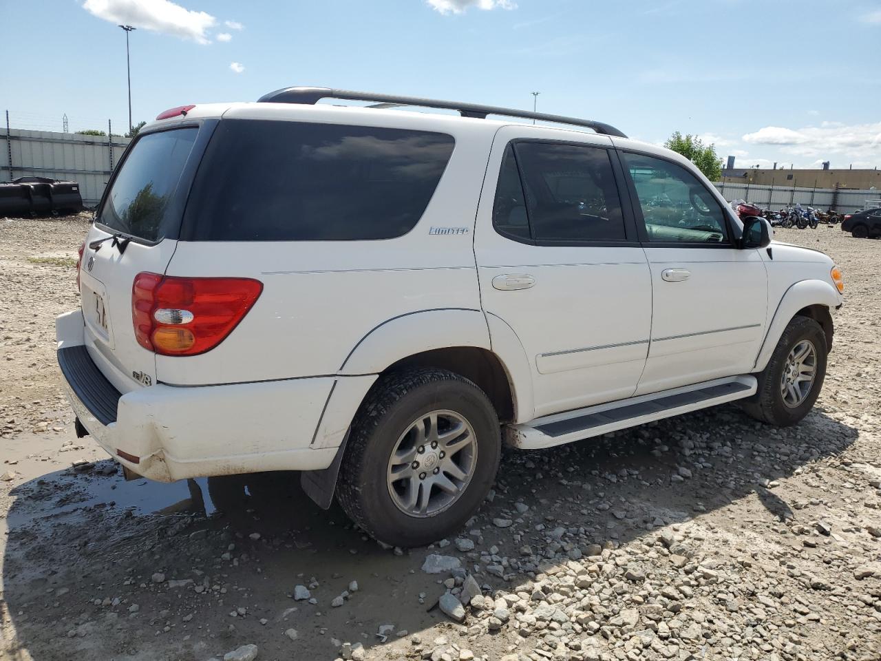 2004 TOYOTA Sequoia