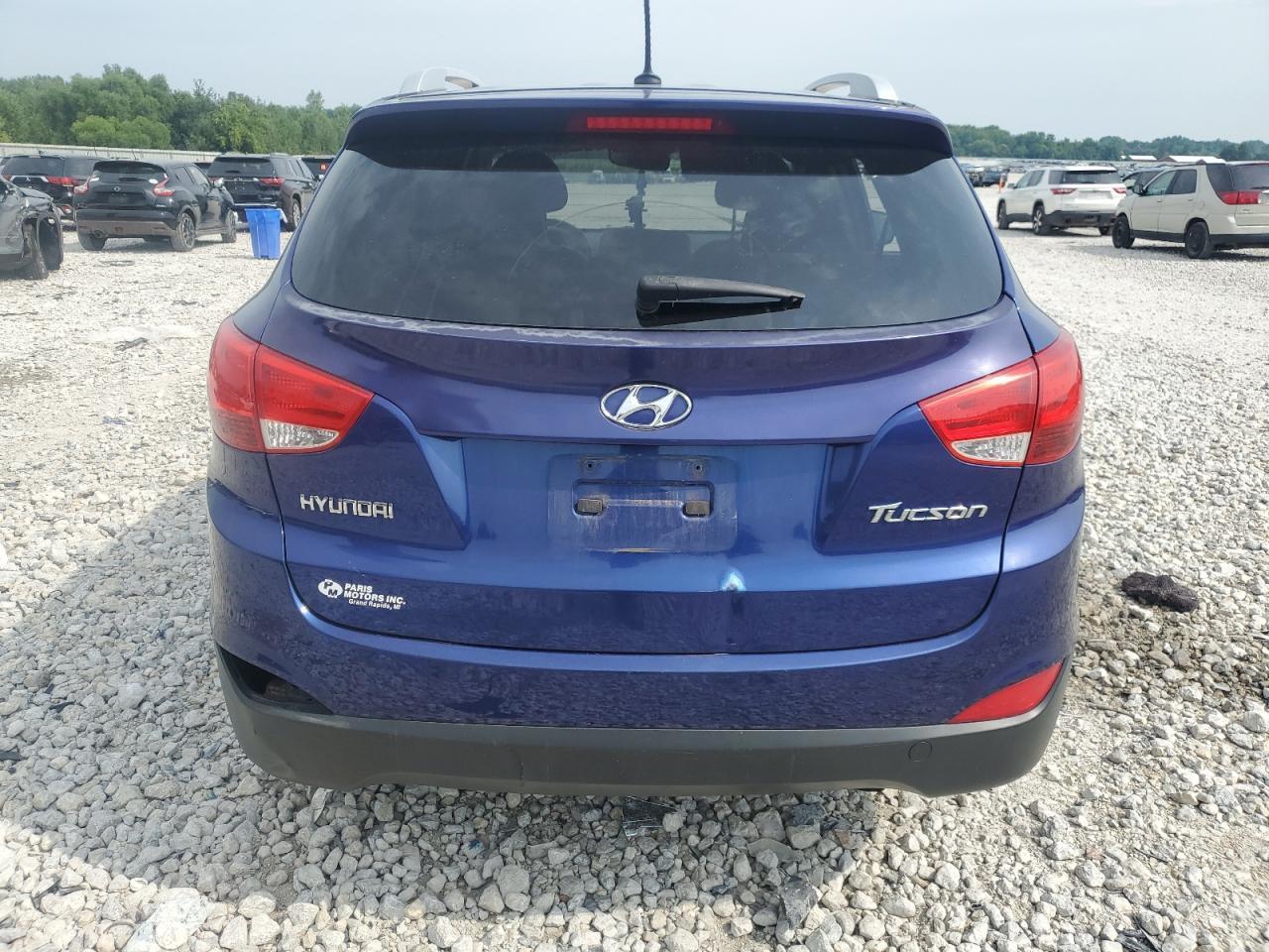 2010 HYUNDAI TUCSON