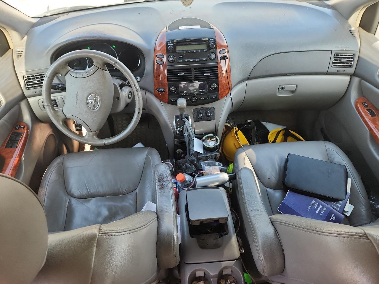 2007 TOYOTA SIENNA