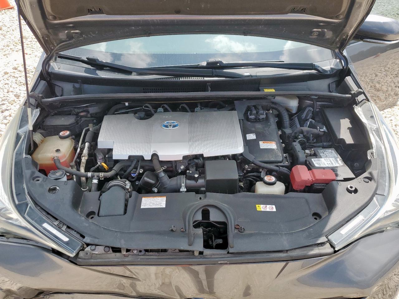 2017 TOYOTA PRIUS