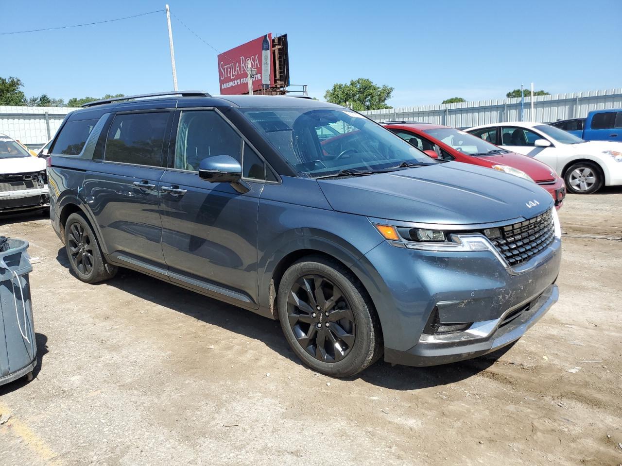 2024 KIA Carnival