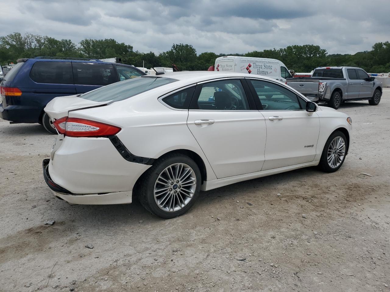 2013 FORD FUSION