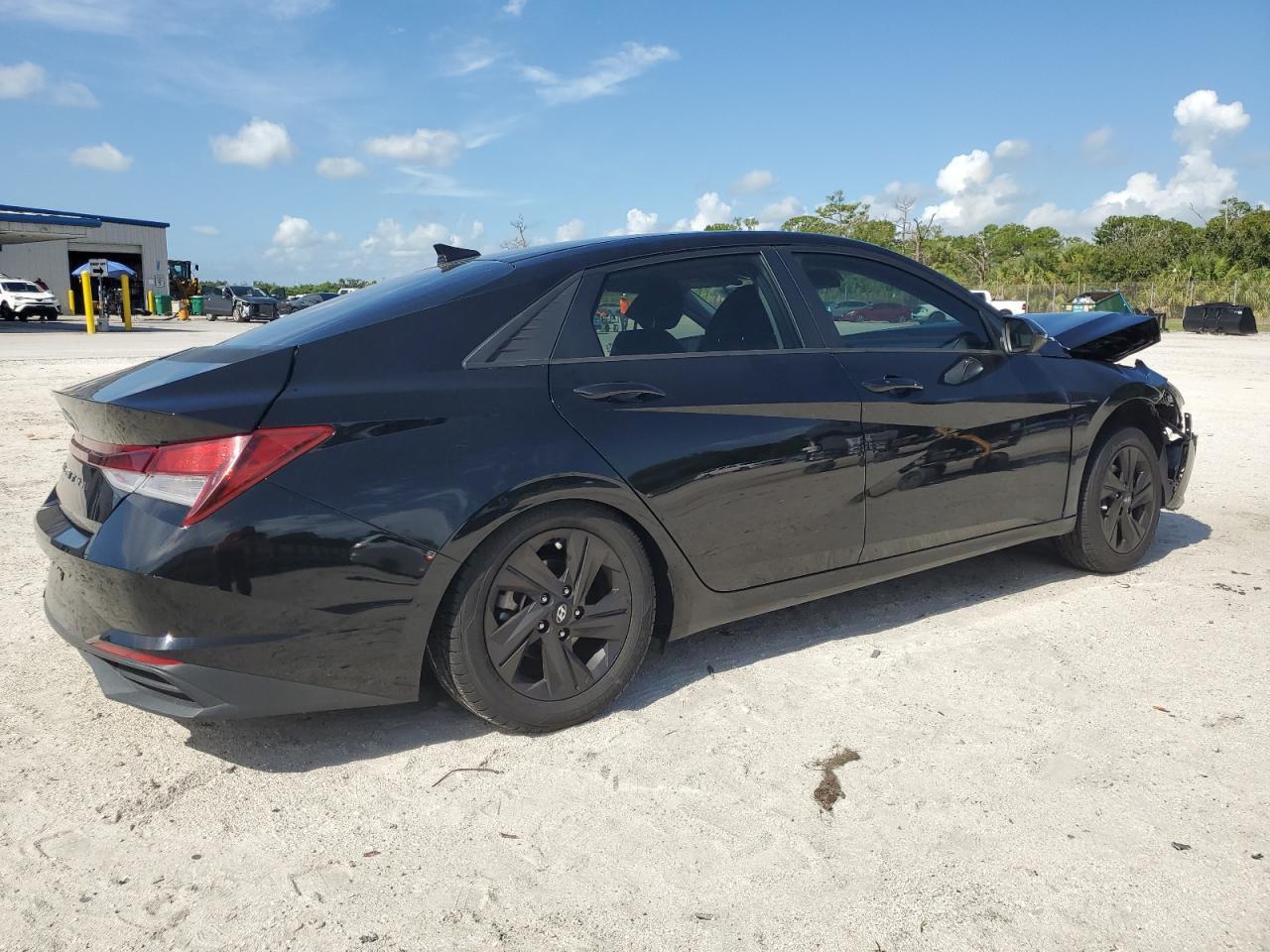2021 HYUNDAI ELANTRA
