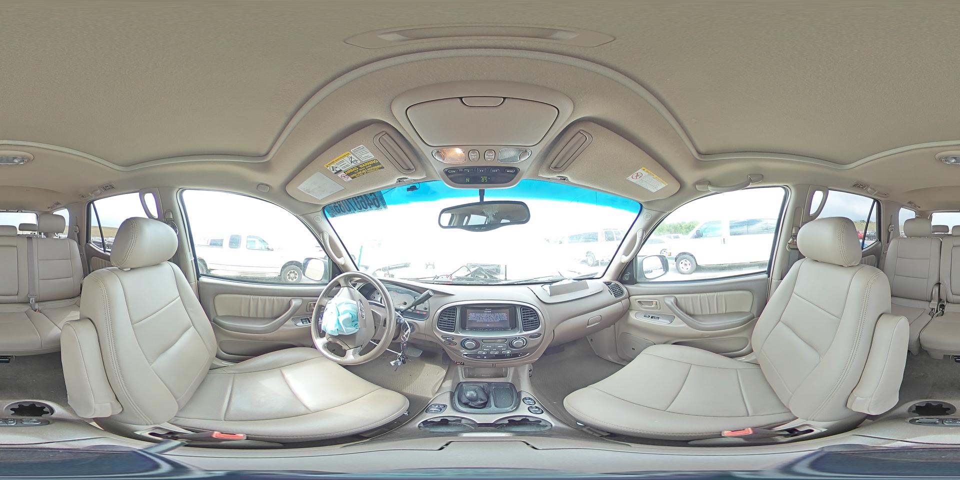 2003 TOYOTA Sequoia