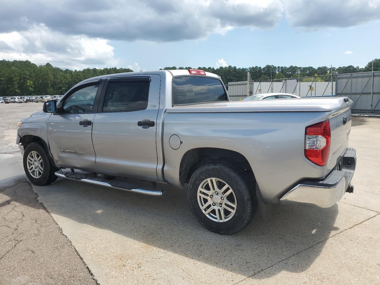 2016 TOYOTA TUNDRA