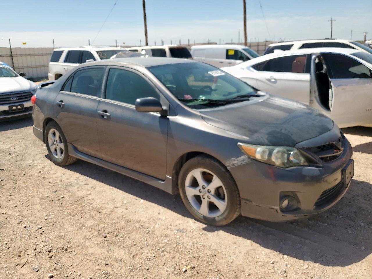 2013 TOYOTA COROLLA