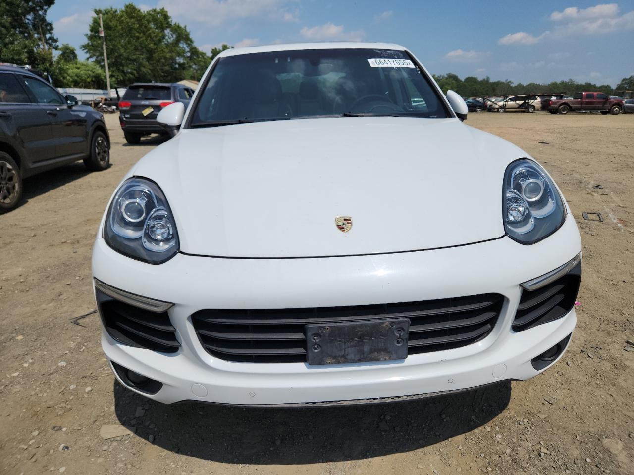 2016 PORSCHE CAYENNE