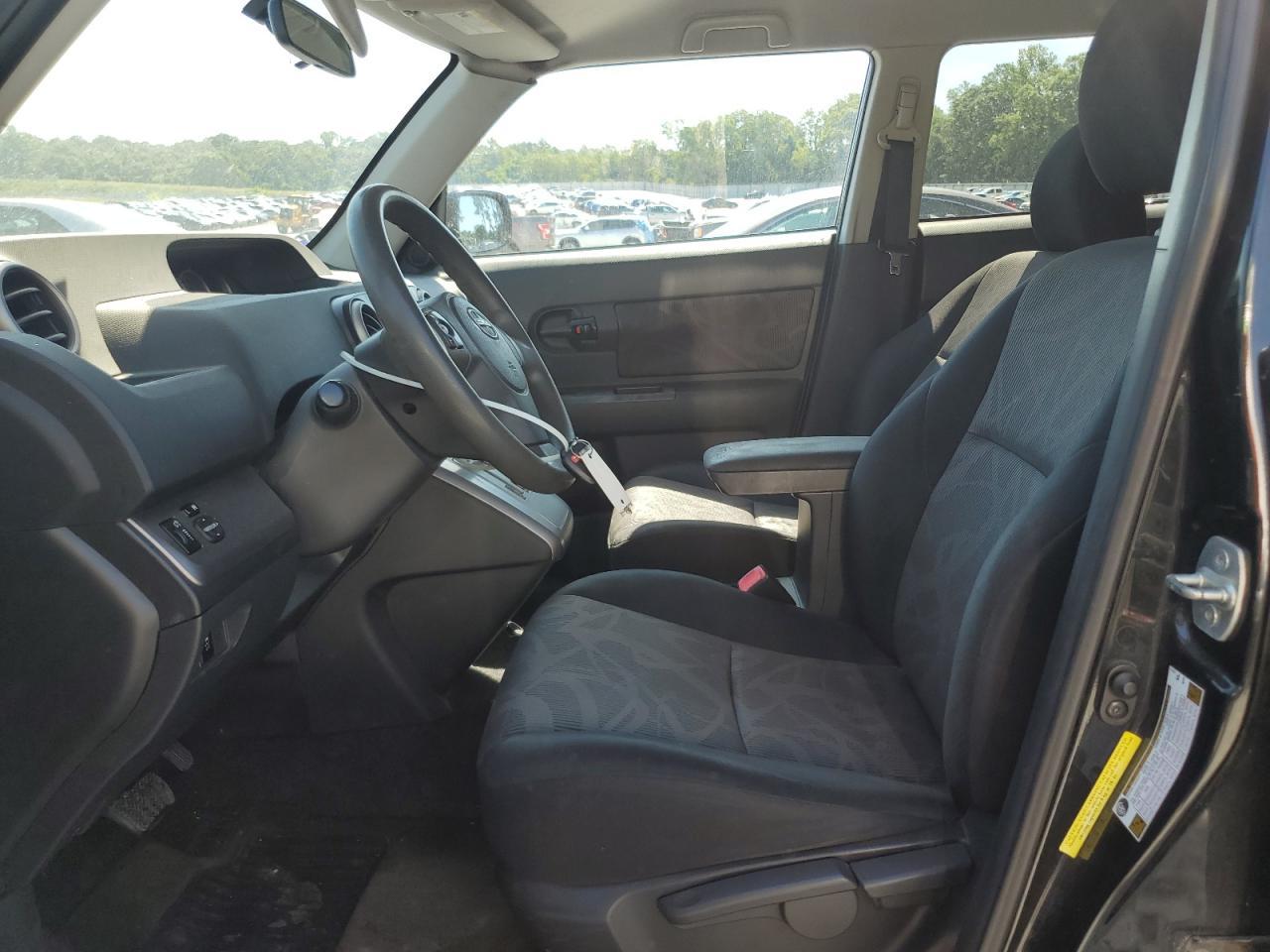 2013 TOYOTA SCION