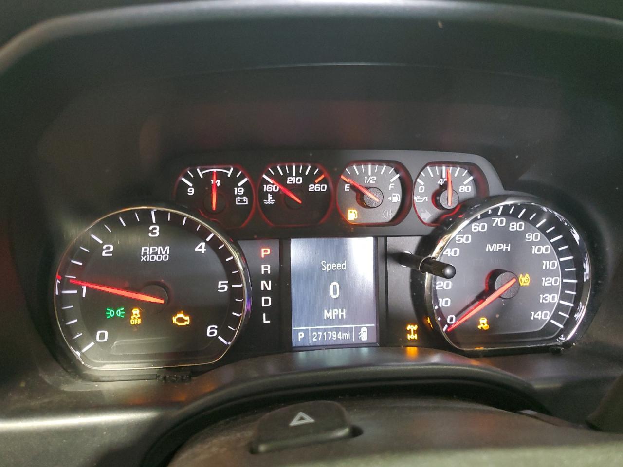 2018 CHEVROLET Silverado