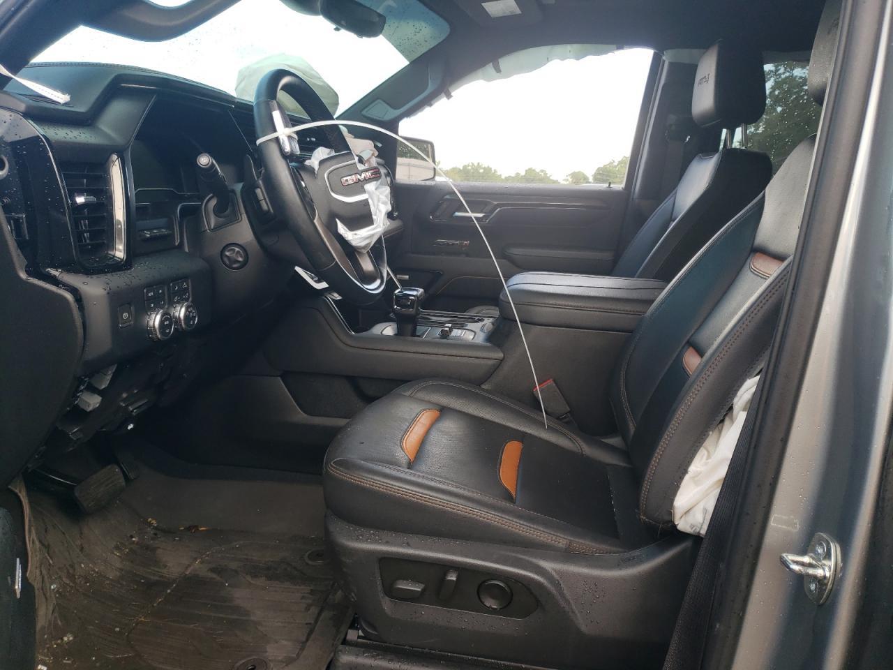2023 GMC Sierra