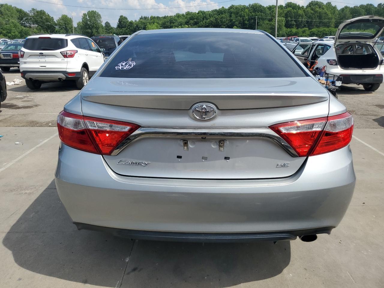 2016 TOYOTA CAMRY