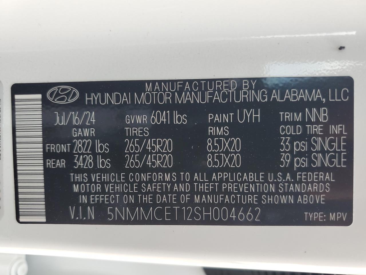 2025 GENESIS GV70