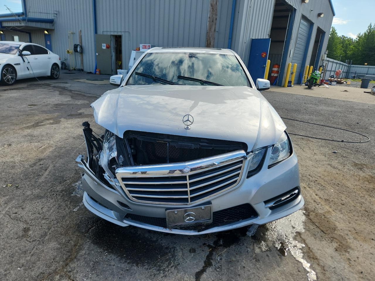 2012 MERCEDES-BENZ E-Class