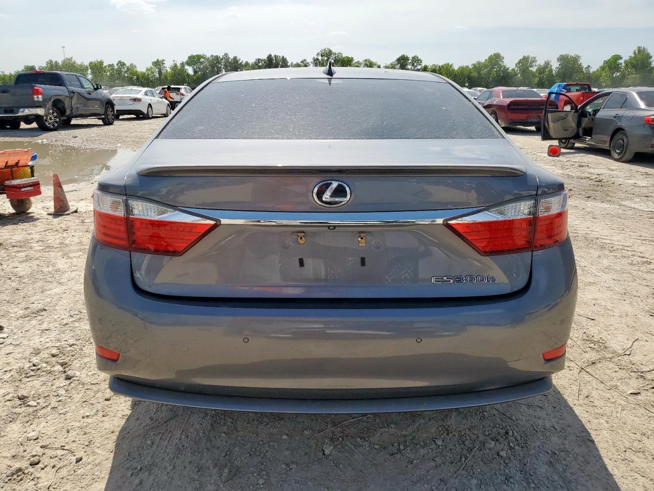 2015 LEXUS Es