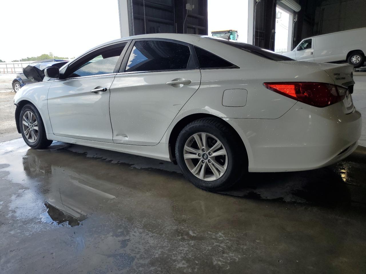2013 HYUNDAI SONATA