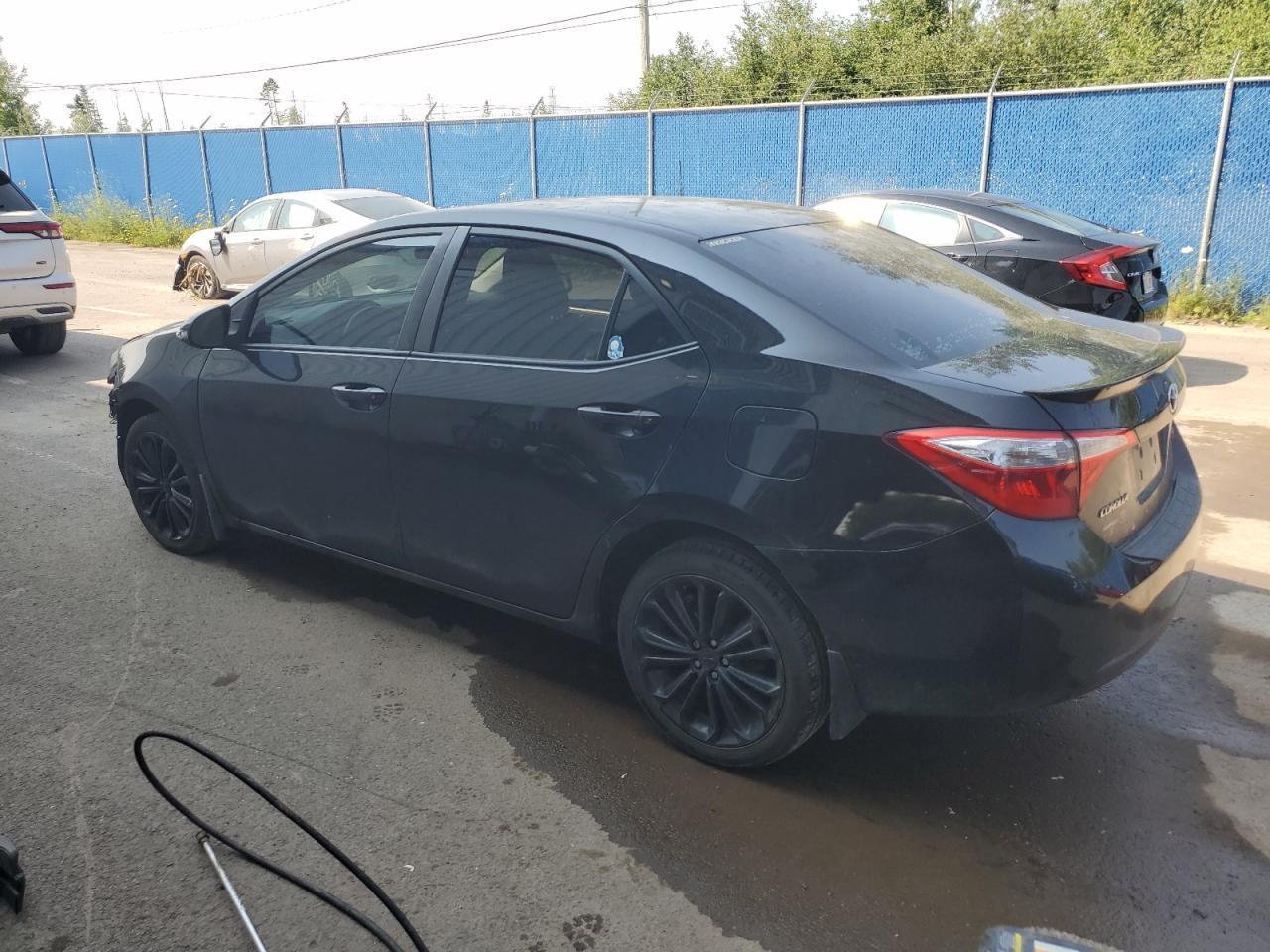 2015 TOYOTA COROLLA