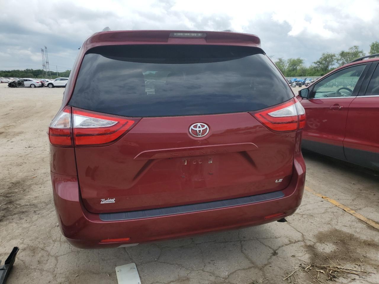 2015 TOYOTA SIENNA