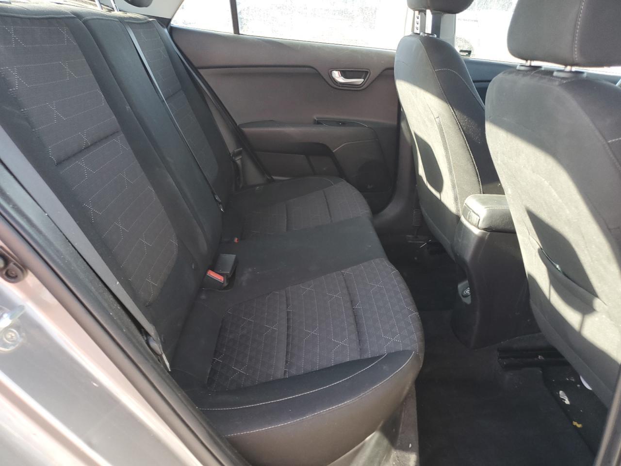 2021 KIA RIO