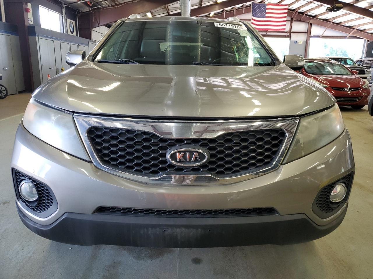 2011 KIA SORENTO