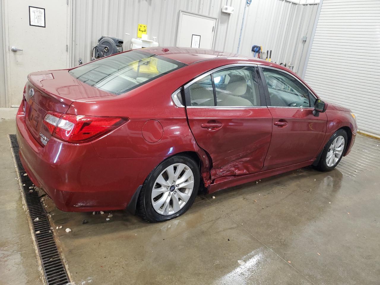 2015 SUBARU Legacy