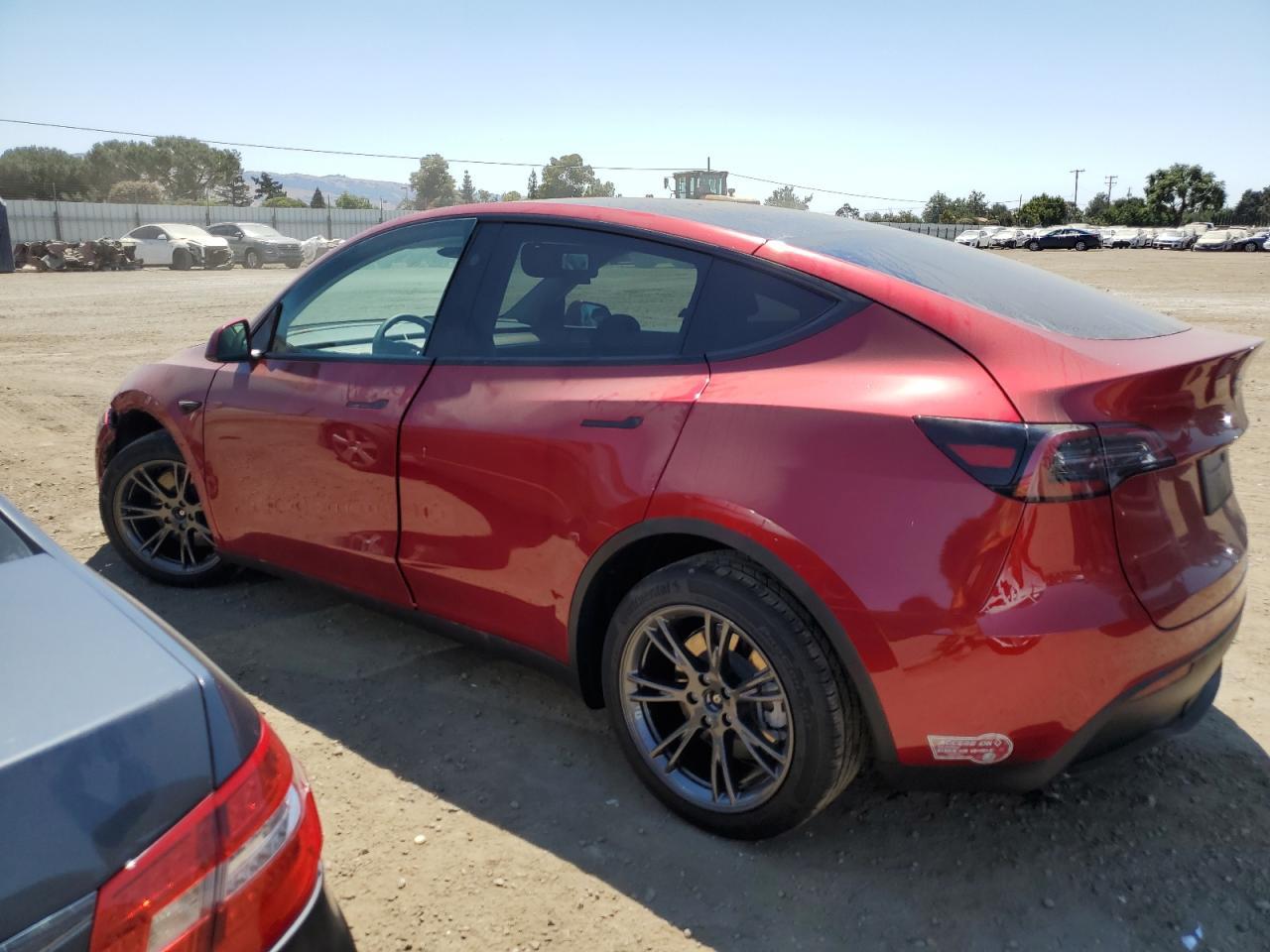 2024 TESLA MODEL Y