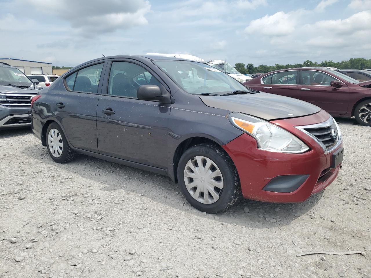 2015 NISSAN VERSA