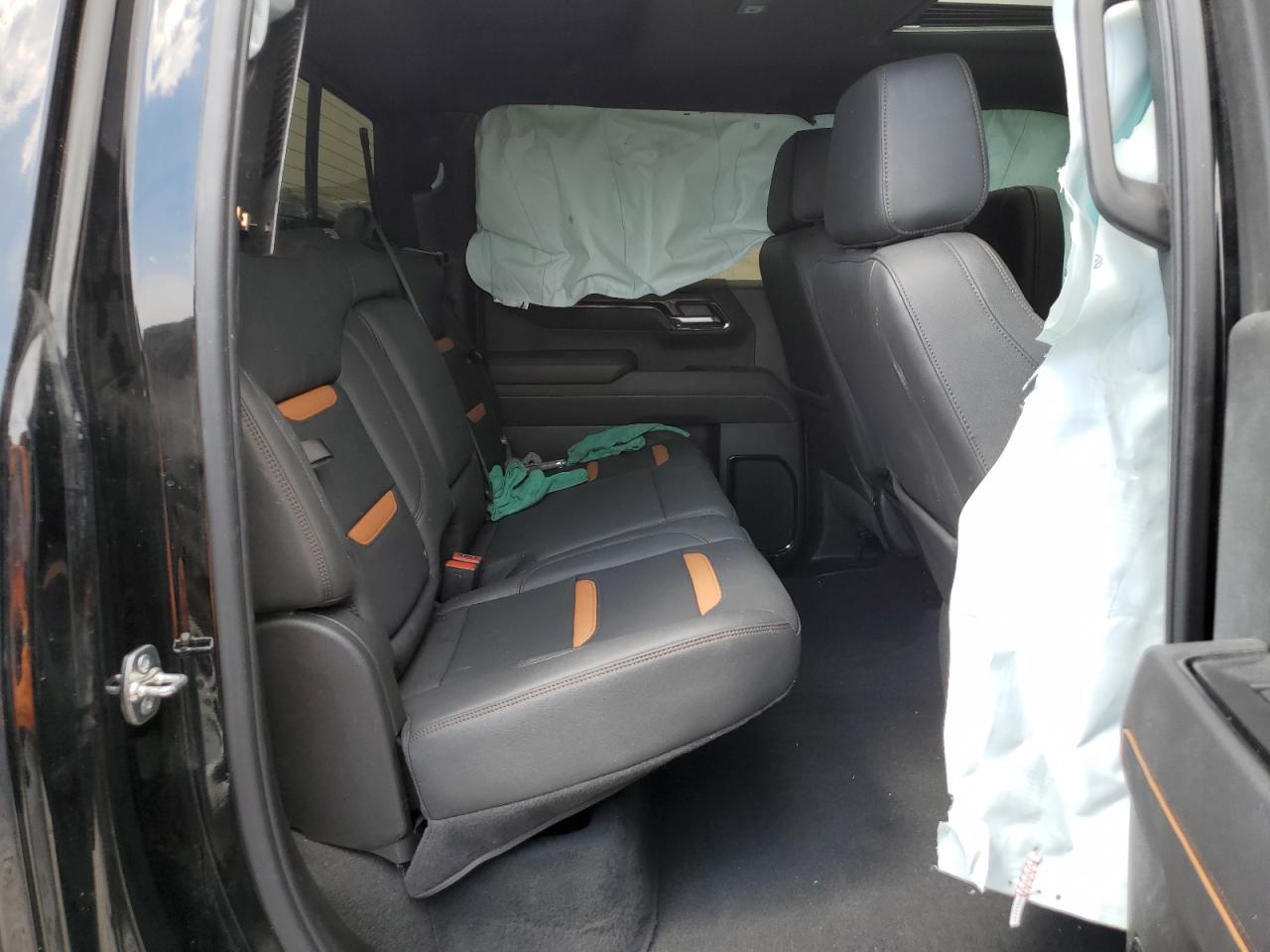 2025 GMC Sierra