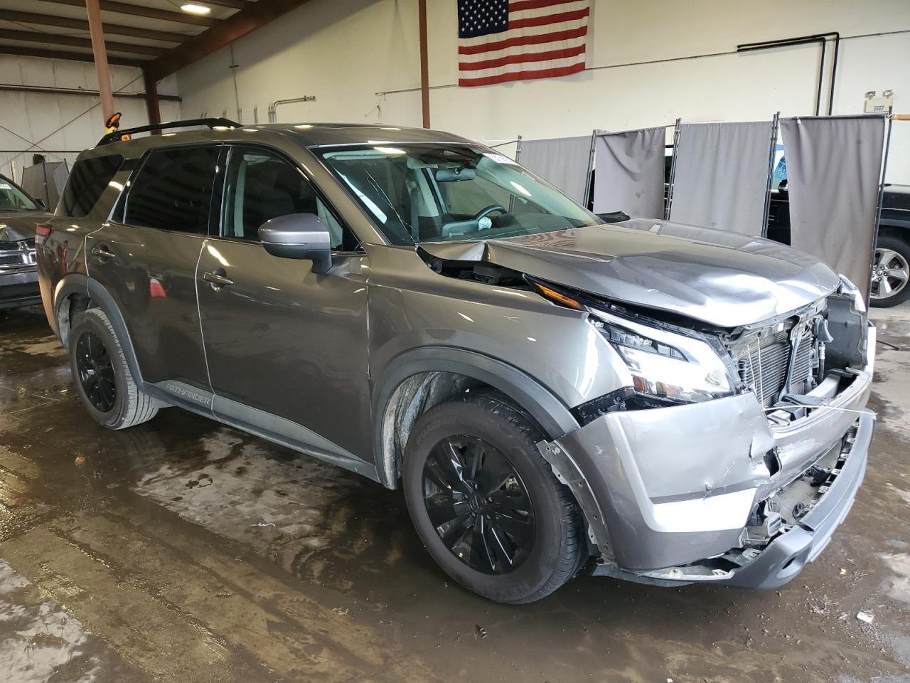 2022 NISSAN PATHFINDER